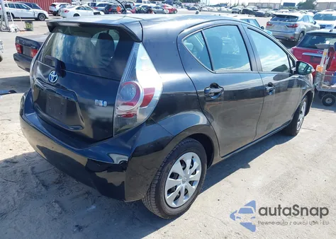 2012 Toyota Prius C One z USA, uszkodzony, nr VIN JTDKDTB39C1017772